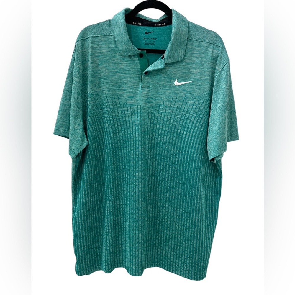 ✨ CLEAR OUT SALE ✨ Nike Men’s Golf Dri-Fit Polo